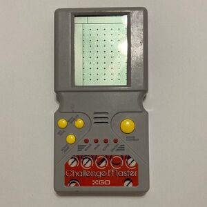 Radio Shack GO Challenge Master Electronic LCD Game